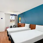Ibis Centrum Hotel