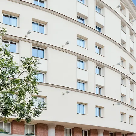Ibis Centrum 호텔