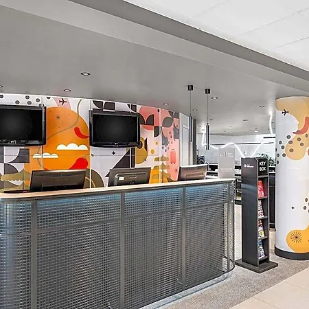 Ibis Centrum 3*