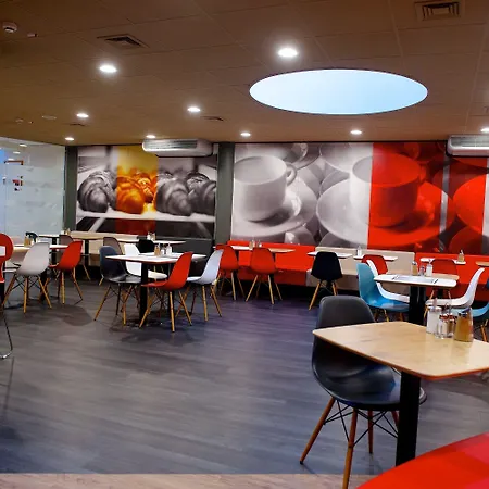 Ibis Centrum 3*