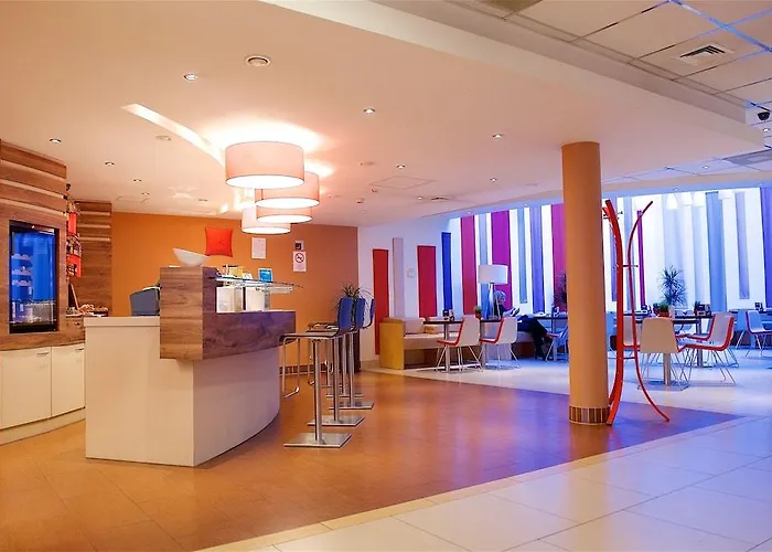 Ibis Centrum מלון