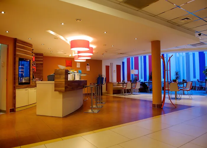 Ibis Centrum מלון