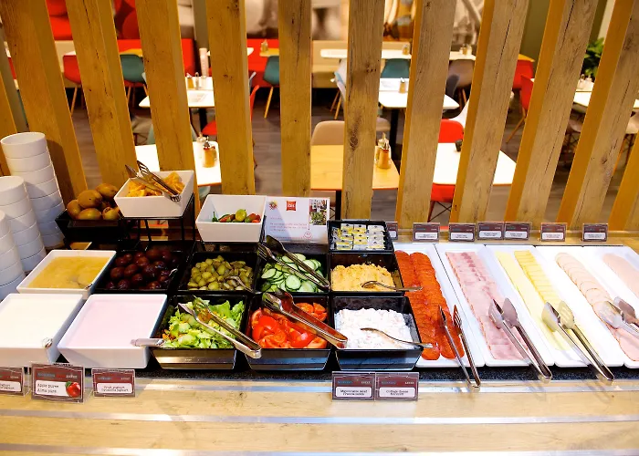 布达佩斯中心宜必思酒店