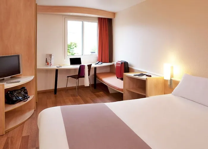 Ibis Centrum 3*