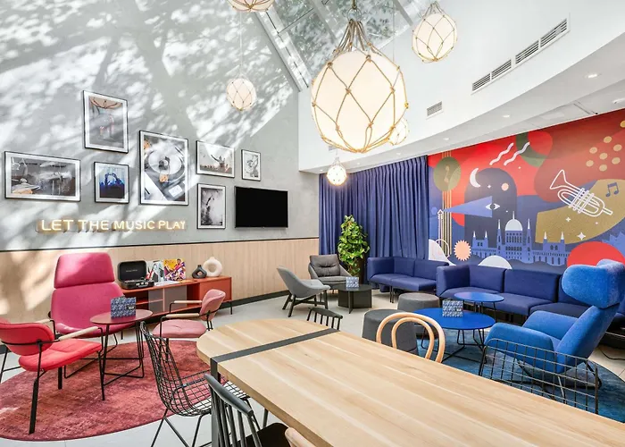 Ibis Centrum Hotel 3*