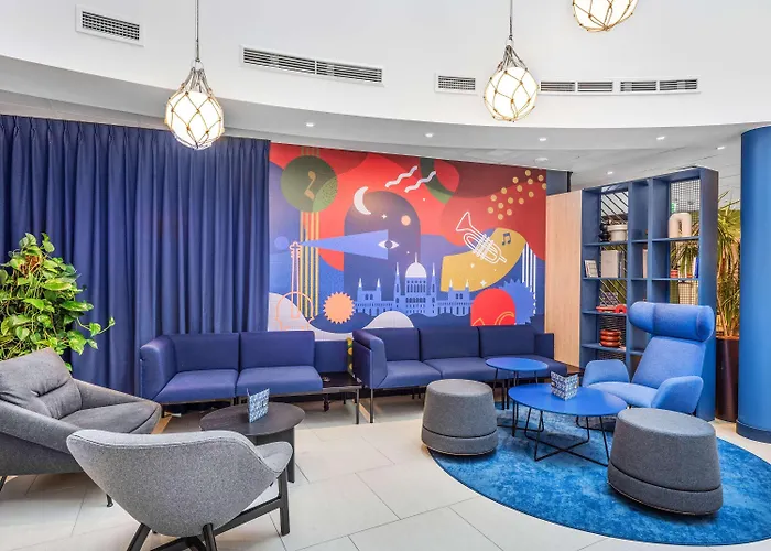 Ibis Centrum מלון 3*