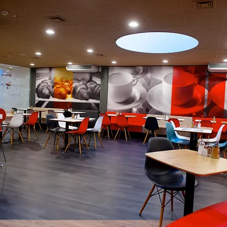 Ibis Centrum Отель 3*