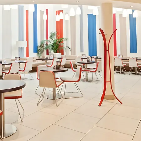 Ibis Centrum Отель