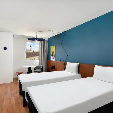 Отель Ibis Centrum 3*