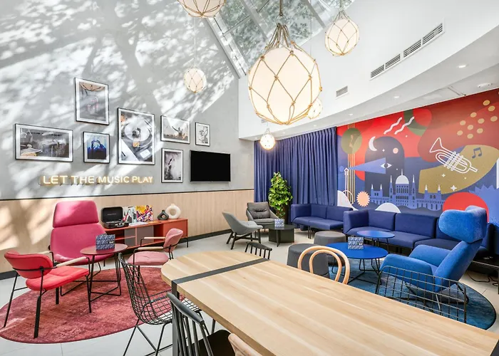 Ibis Centrum Hotel 3*